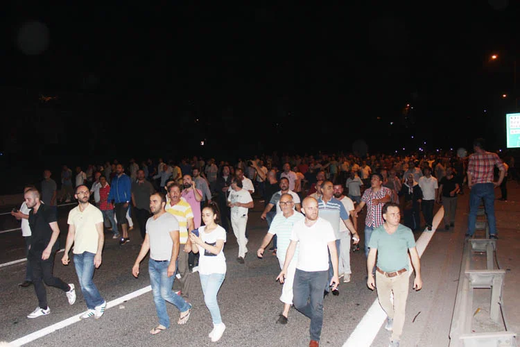 vatandas askerden rutbeyi aldi 3 K0NhuJh nu