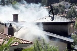 Cem Yılmaz’ın Beykoz’daki villası yandı