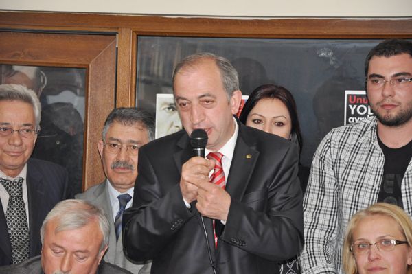 CHP Beykoz'da devir teslim yapıldı