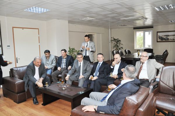 Dr. Yaşar Çelik'e hemşerilerinden ziyaret