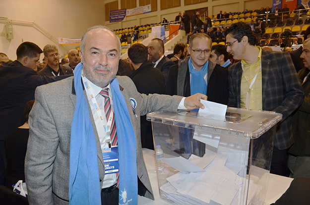 AK Parti'ye taze kan, Mustafa Gürkan 