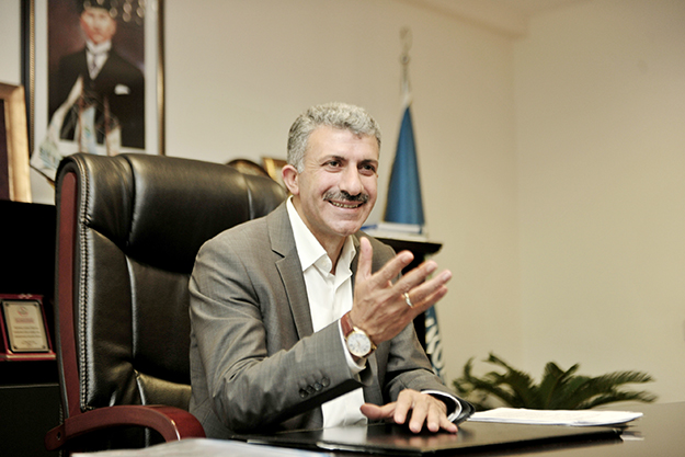 Beykoz Belediyesi'nin teknik adamı Mahmut Gülbasar
