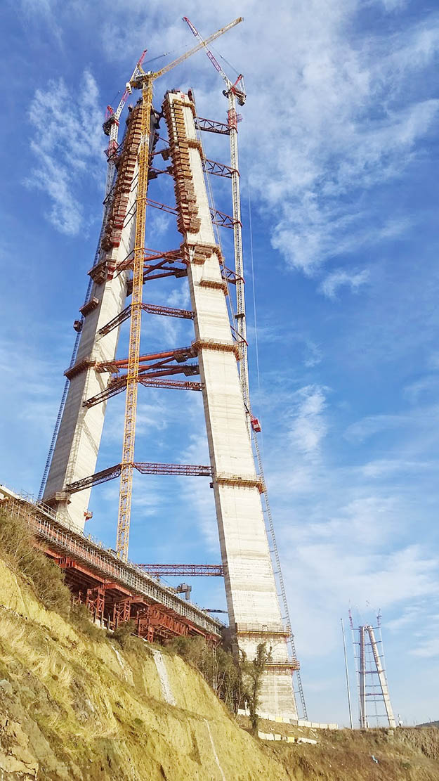 Yavuz Sultan Selim Köprüsü'nün bağlantı yolları 2018'de bitecek