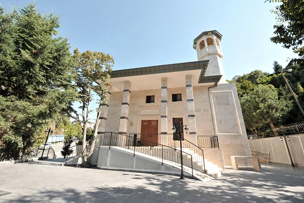 Beykoz Acarkent Mahallesi'nde Cami huzuru