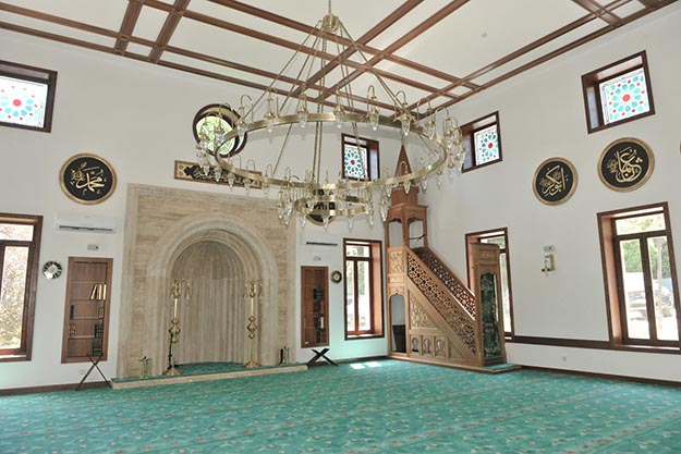 Beykoz Acarkent Mahallesi'nde Cami huzuru