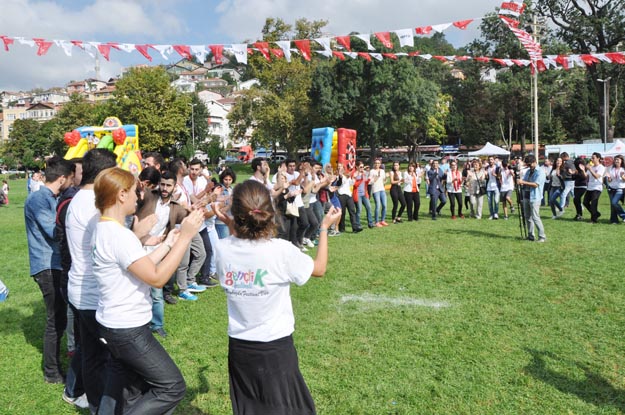 CHP Beykoz'un gençleri, geleceği kucakladı