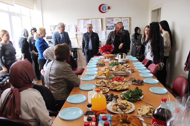 Beykoz'da Öğretmenler Günü kutlamaları 