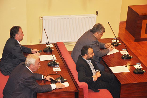 Beykoz Meclisi'nde bin 500 TL tartışması