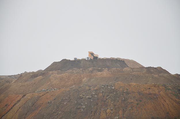 Beykoz Paşamandıra'ya topraktan dağ yapılıyor