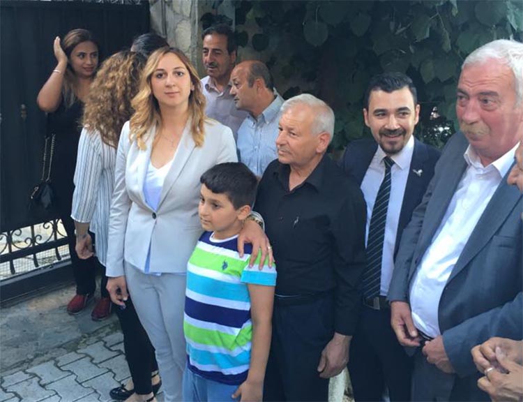 Kemal Kılıçdaroğlu, Beykoz’da Prof. Öztürk’ü ziyaret etti