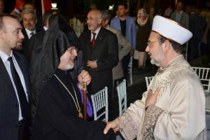 Dini liderler Beykoz'da iftar yaptı