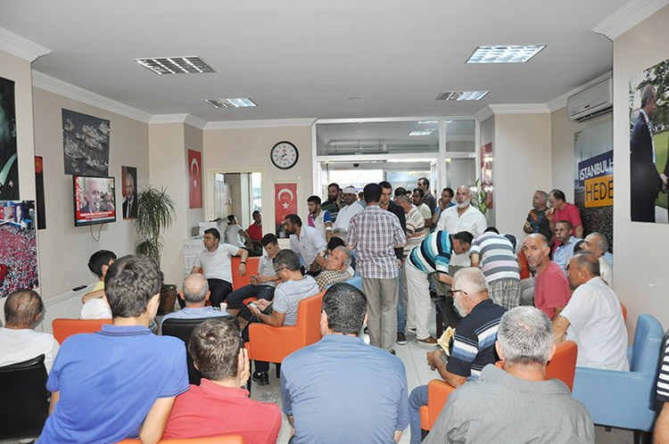 Beykoz'da Demokrasi Nöbeti sürüyor