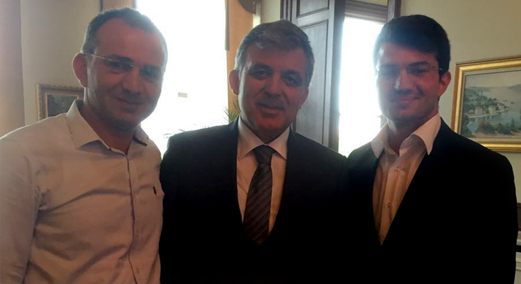 Dost Beykoz Yazarları Abdullah Gül'ü ziyaret etti