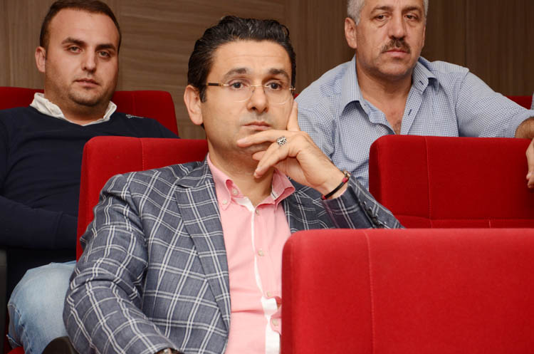 Gazeteci Cem Küçük 'FETÖ yapılanmasını' Beykoz'da anlattı