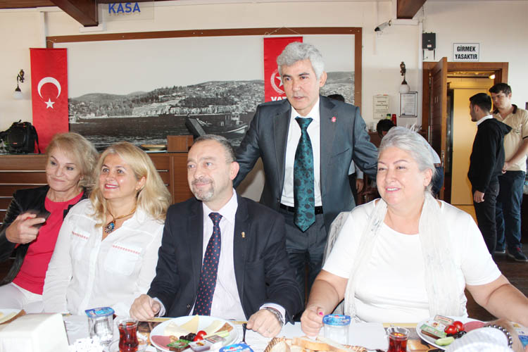 Vatan Partisi Beykoz'da Ümit Kocasakal'ı ağırladı
