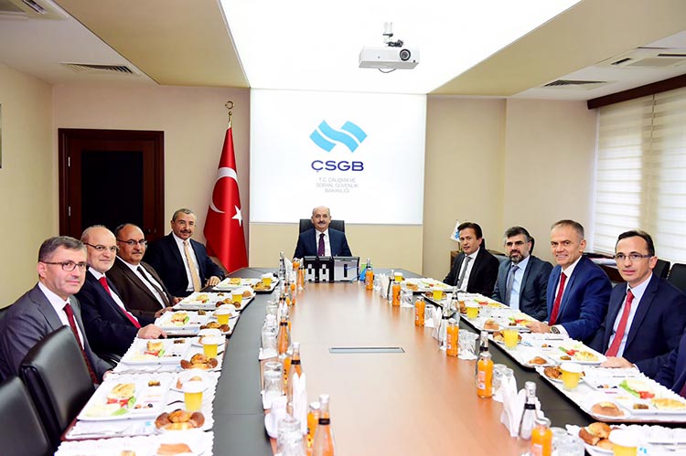 Çelikbilek Ankara’da Başbakan ve Bakanlarla görüştü