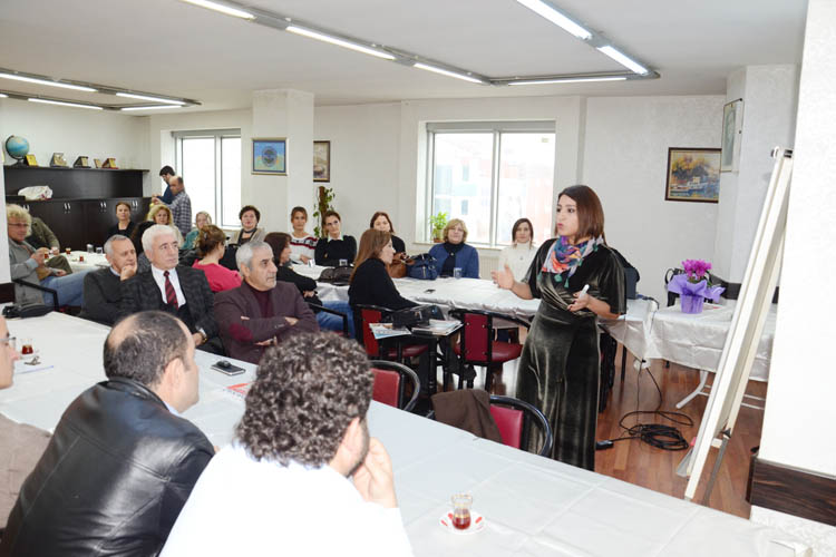 Beykozlu Doğu Karadenizliler'den kişisel gelişim konferansı