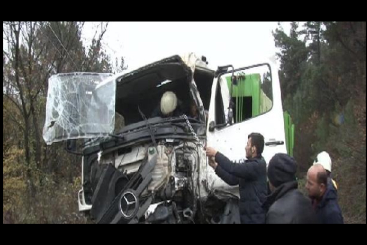 Beykoz Polonezköy yolunda kaza ucuz atlatıldı