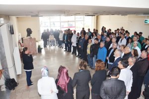Beykoz Devlet Hastanesi'nde şehitlere saygı duruşu