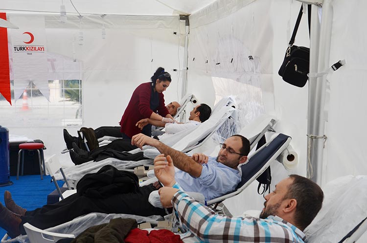 Beykoz'da kan bağışı rekoru... Bir günde 210 kişi