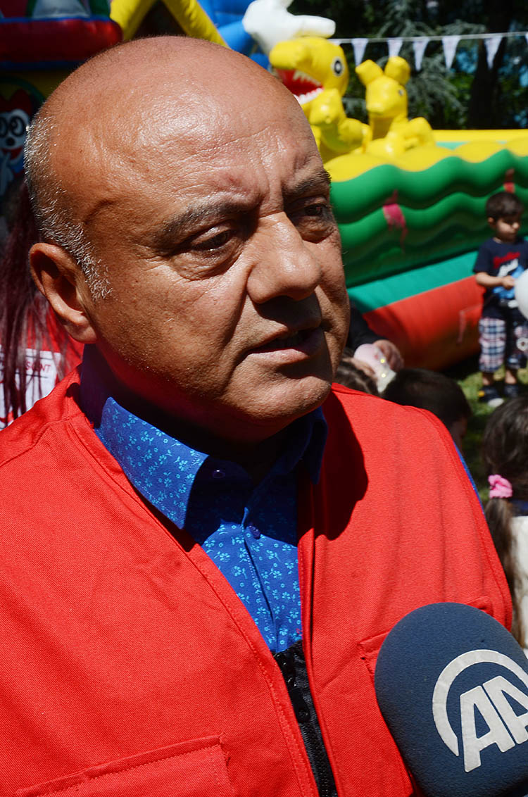 Beykoz'da Kızılay'dan sığınmacılara bayramlaşma