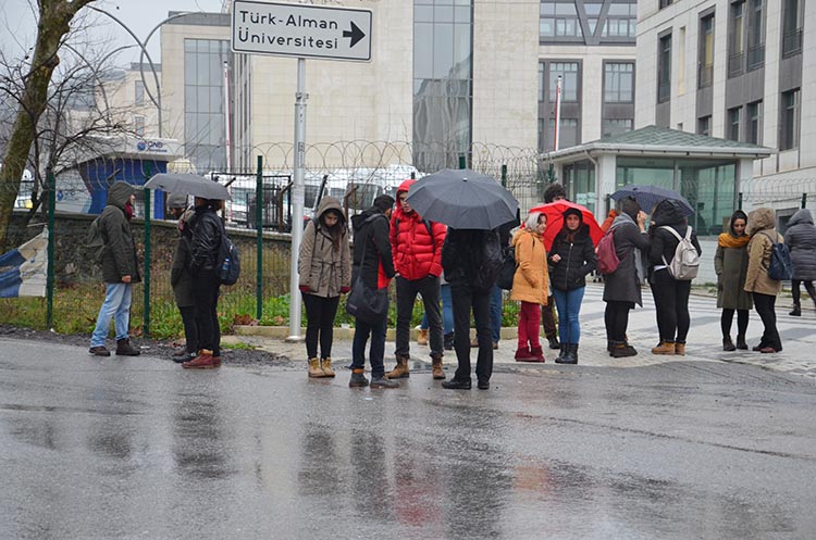 Türk Alman Üniversitesi öğrencilerinin ulaşım çilesi