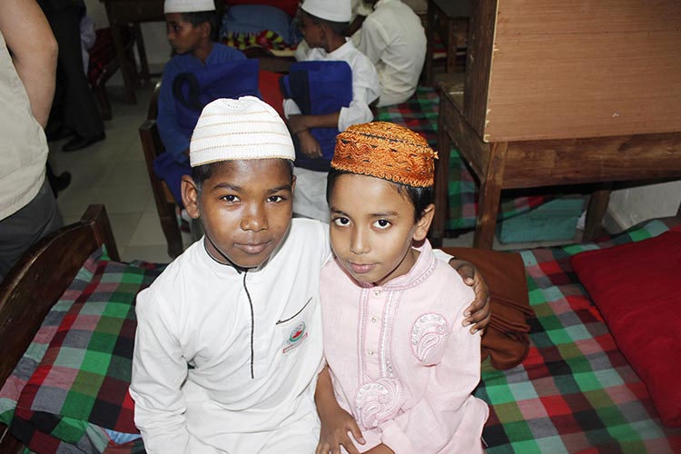 Gittik, gördük, yazdık… Bangladeş ve İHH faaliyetleri