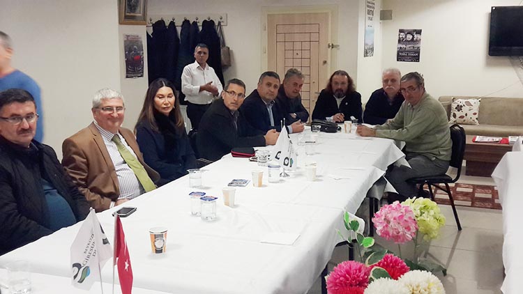 Ayşe Tunalı Beykoz'da dernek toplantısına katıldı