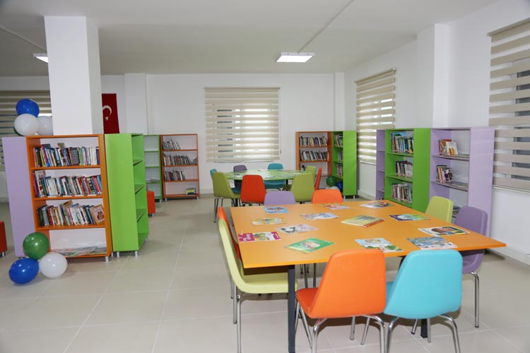 Beykoz'da Kemalettin Tuğcu Çocuk Kütüphanesi açıldı