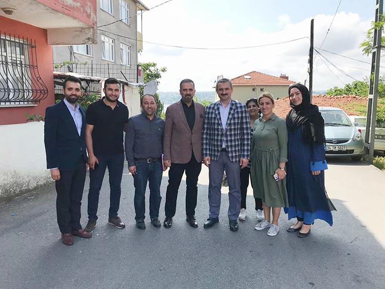 AK Parti İl Başkanı Beykoz’da üye taraması yaptı