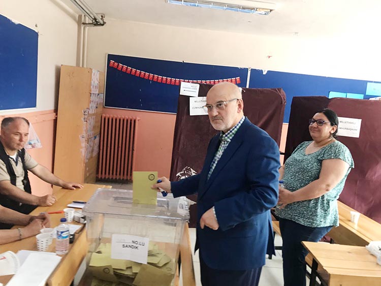Beykoz’da Seçim 2018… Kim nerede oy kullandı?