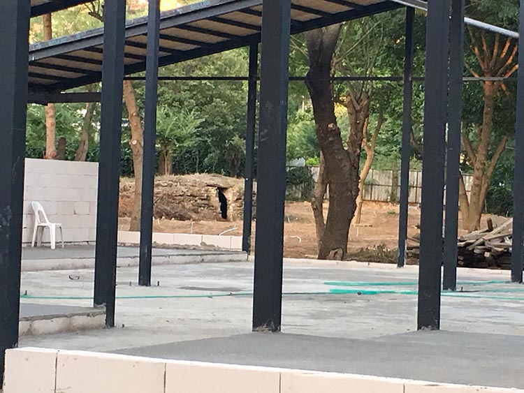 Beykoz’daki kaçak kafeterya inşaatı mühürlendi