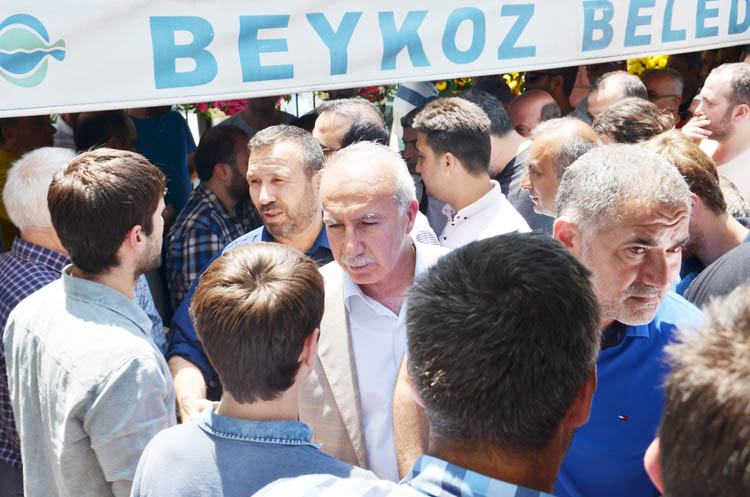 Türkgenç, Beykoz'da son yolculuğuna uğurlandı