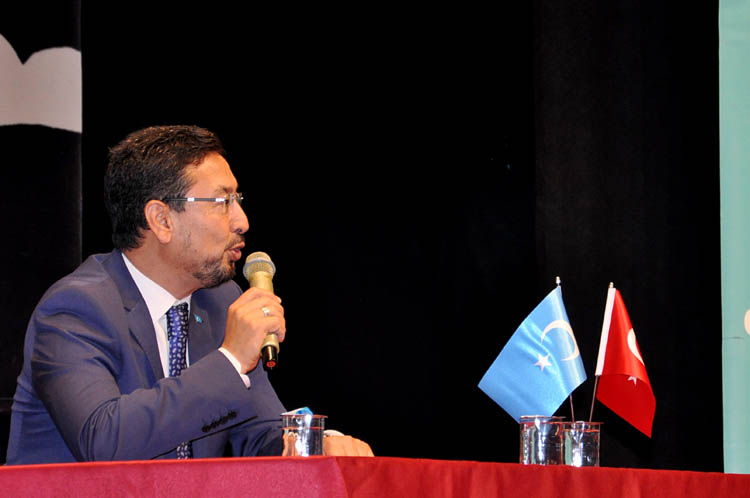 Doğu Türkistan Meclis Başkanı, Beykoz'da konuştu