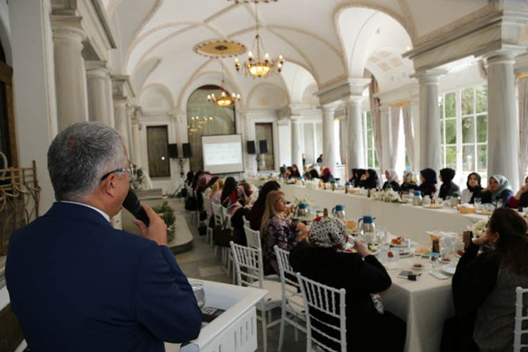 Belediye Başkanlarının eşleri Beykoz'da toplandı