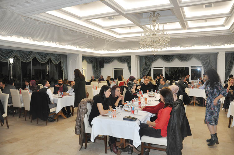  Beykoz Belediyesi’nden eğitimcilere akşam yemeği