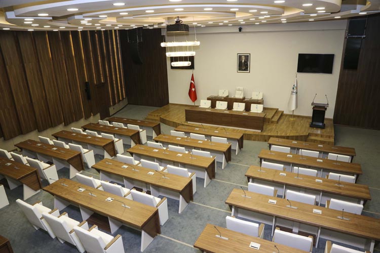 Beykoz’a 50 yıllık meclis binası yapıldı