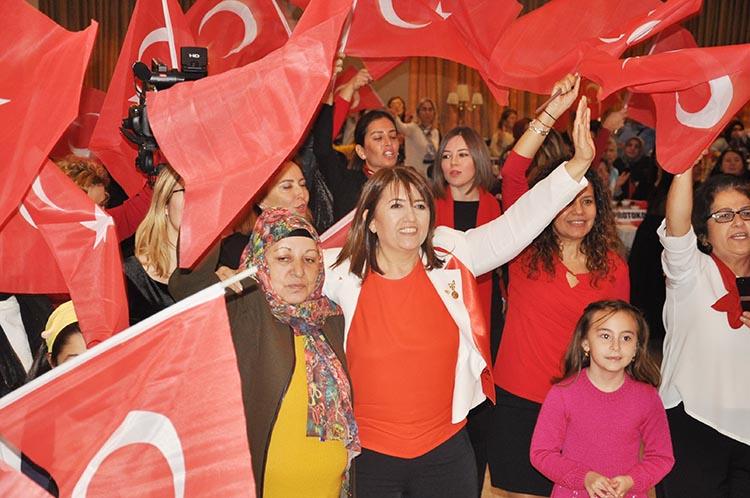CHP Aday Adayı Gülay Demirel’den demokrasi şöleni