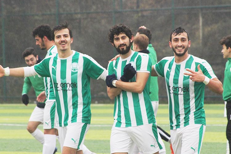 Kavacıkspor, Hamidiye'ye gol oldu yağdı: 7-1
