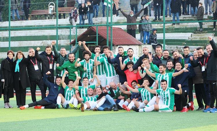 Kavacıkspor şampiyonluğunu erken kutladı