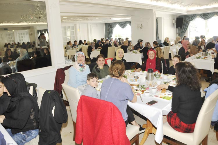 Beykoz'da 8 Mart Kadınlar Günü kutlaması