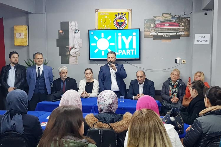 Murat Miniç'ten Çiğdem'de istiklal vurgusu