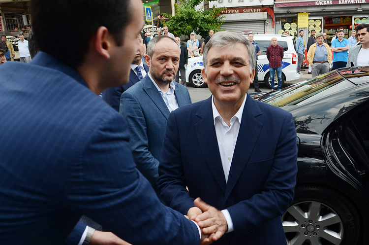 11. Cumhurbaşkanı Gül, bayramı Beykoz'da karşıladı