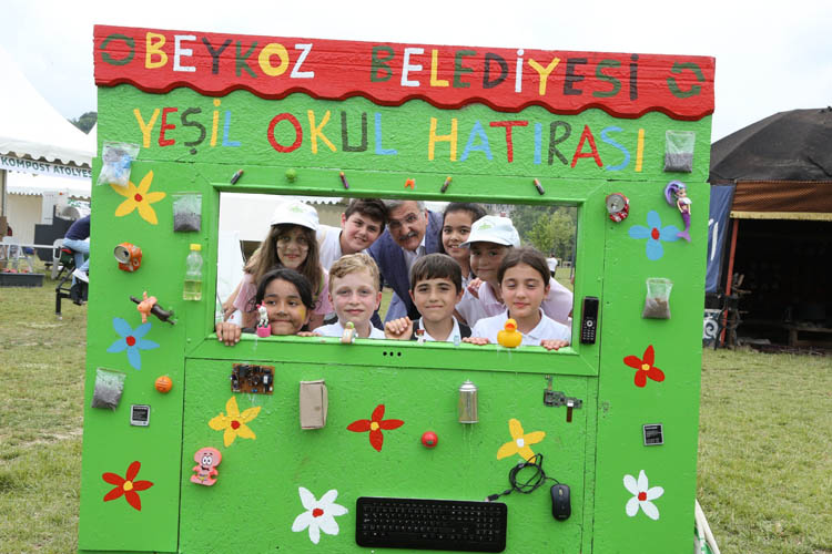  Beykoz Küçüksu Çayırı'nda renkli Çevre Festivali