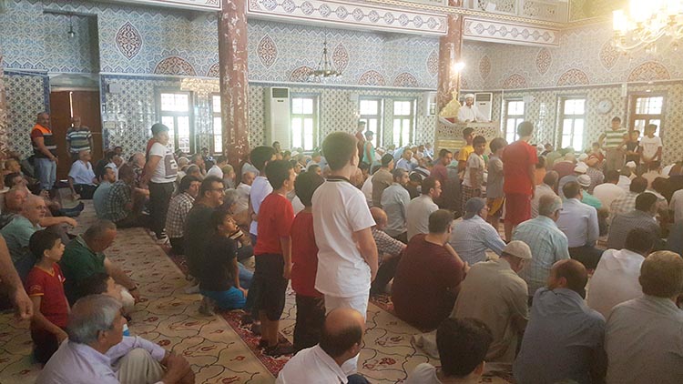 Beykoz Ortaçeşme Camii’nde 15 Temmuz hassasiyeti