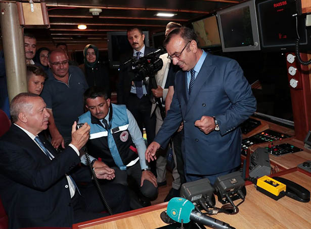 Erdoğan, balıkçıları Beykoz'dan yolcu etti