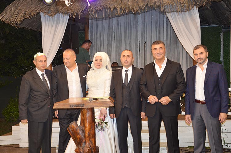 Sedat Peker Beykoz’da Armağan ailesini yalnız bırakmadı