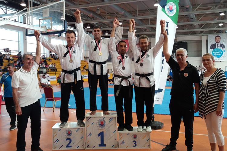 Beykoz Spor Kulübü Taekwondo da şampiyon oldu