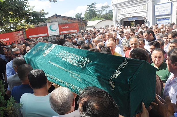 Kavacık’ın beyefendisi Mustafa Güngör ebediyete uğurlandı