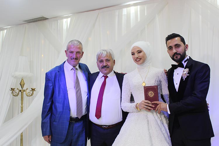 Beykoz Belediye Başkanı nikahı kıymak için şart koştu